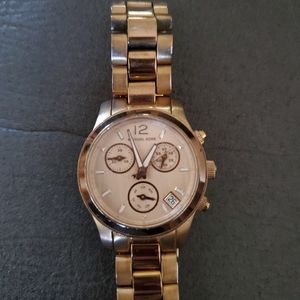 Michael Kors rose gold watch